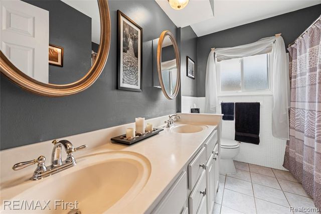 13430 Dominic Drive, Warren, MI 48088