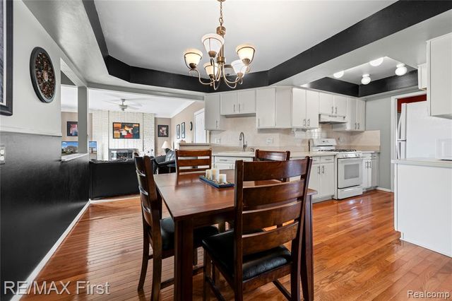 13430 Dominic Drive, Warren, MI 48088