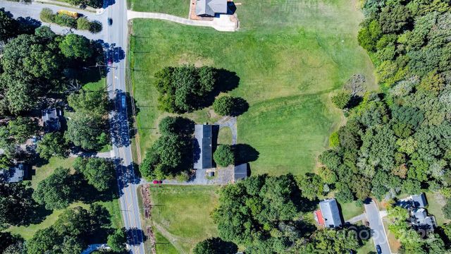 7837 Lawyers Road, Charlotte, NC 28227