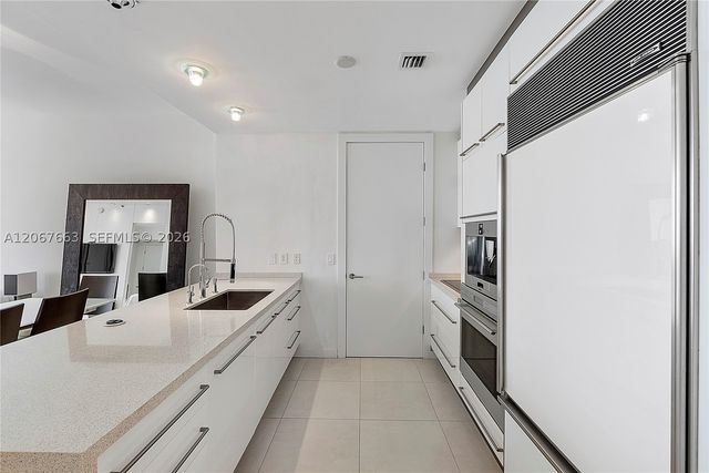 15811 Collins Ave 902, Sunny Isles Beach, FL 33160