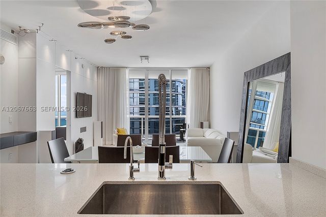 15811 Collins Ave 902, Sunny Isles Beach, FL 33160