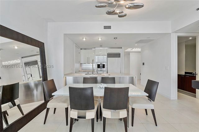 15811 Collins Ave 902, Sunny Isles Beach, FL 33160