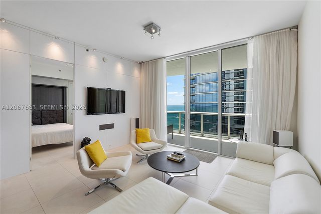 15811 Collins Ave 902, Sunny Isles Beach, FL 33160