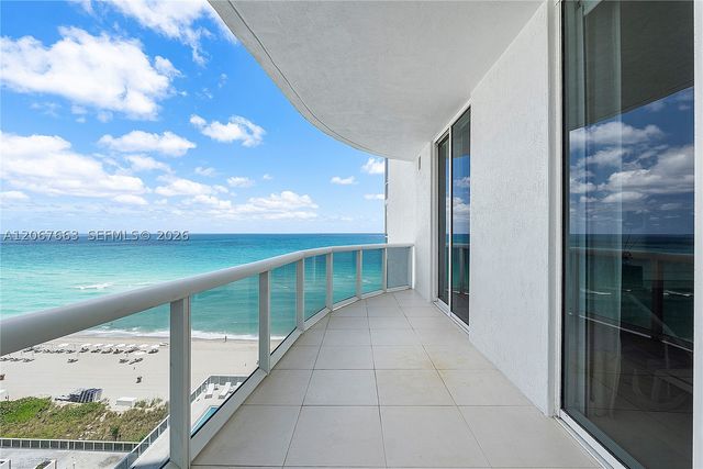 15811 Collins Ave 902, Sunny Isles Beach, FL 33160