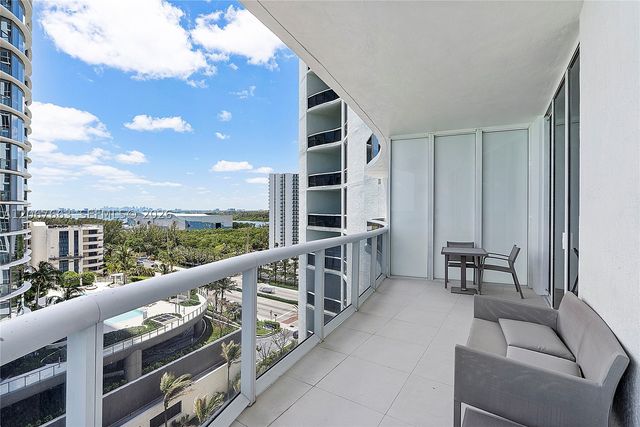 15811 Collins Ave 902, Sunny Isles Beach, FL 33160