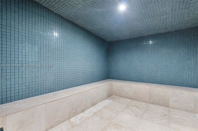 15811 Collins Ave 902, Sunny Isles Beach, FL 33160