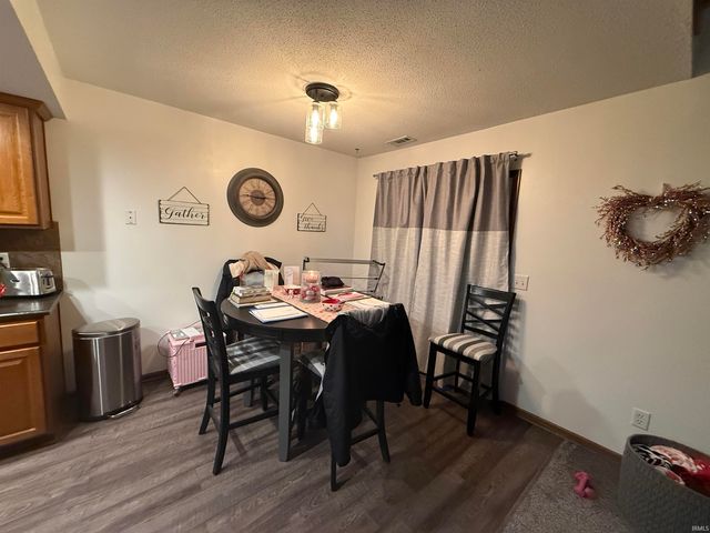 6110 Crofton Drive, Fort Wayne, IN 46835