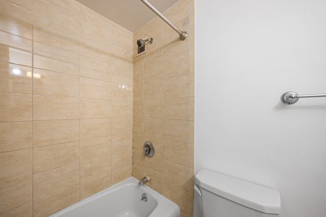 200 Swanton St 303, Winchester, MA 01890