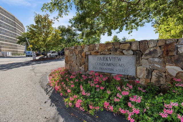 200 Swanton St 303, Winchester, MA 01890