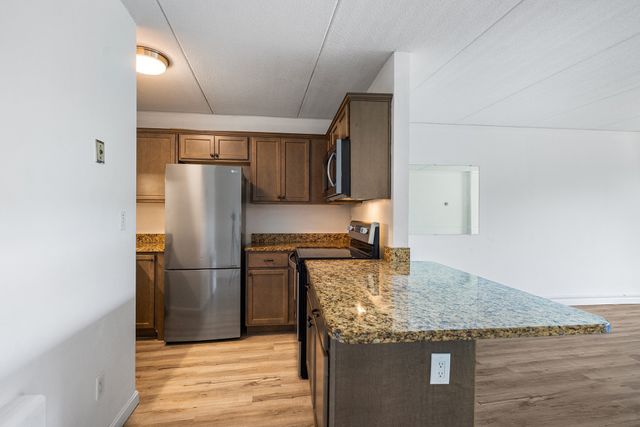 200 Swanton St 303, Winchester, MA 01890