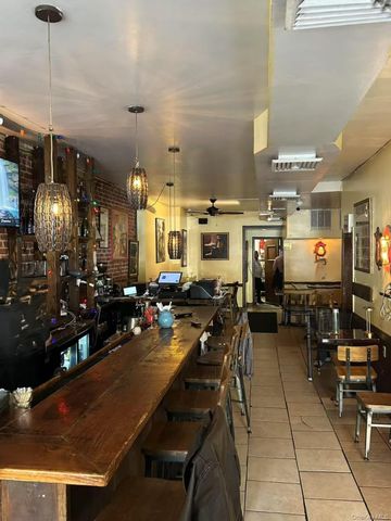 650 10th Avenue Ground Floor, New York (manhattan), NY 10036