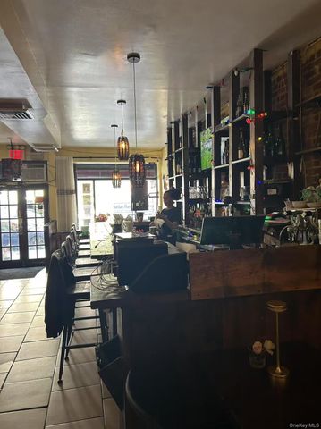 650 10th Avenue Ground Floor, New York (manhattan), NY 10036