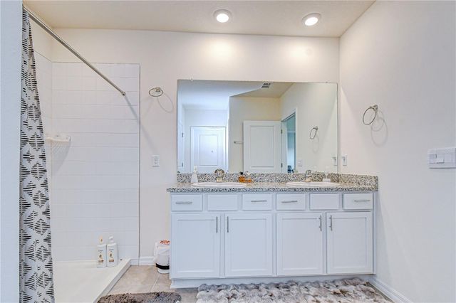 2763 WIDEWATER WAY, Zephyrhills, FL 33541