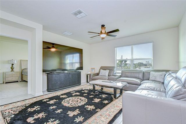 2763 WIDEWATER WAY, Zephyrhills, FL 33541