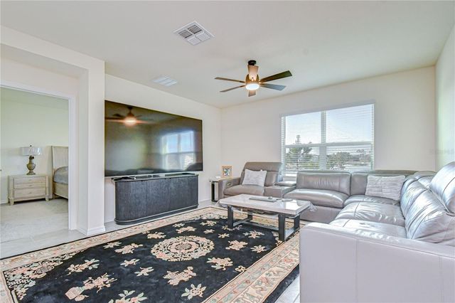 2763 WIDEWATER WAY, Zephyrhills, FL 33541