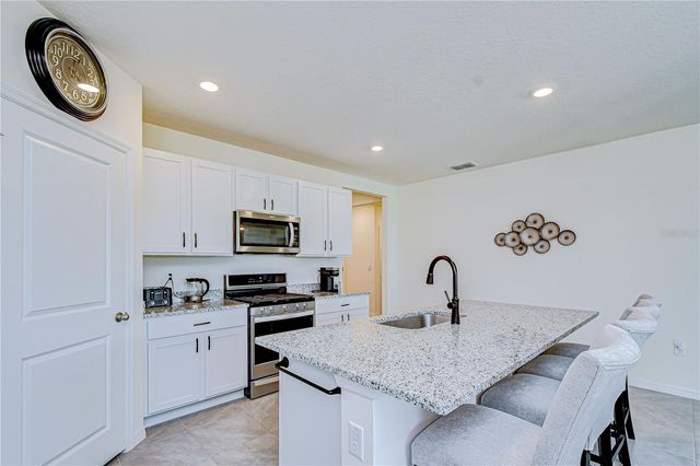 2763 WIDEWATER WAY, Zephyrhills, FL 33541