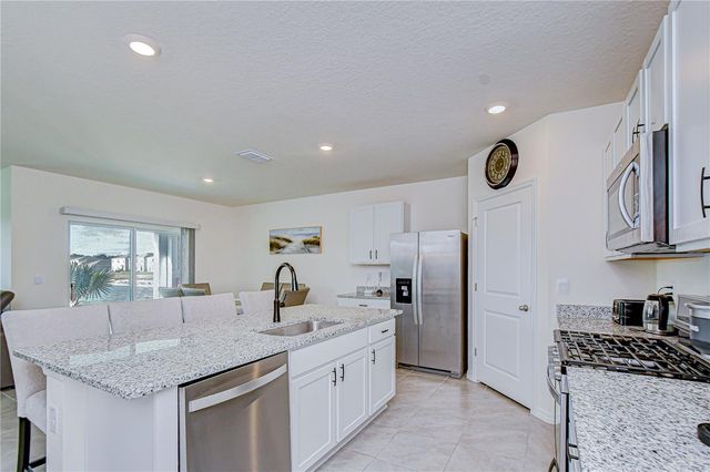 2763 WIDEWATER WAY, Zephyrhills, FL 33541