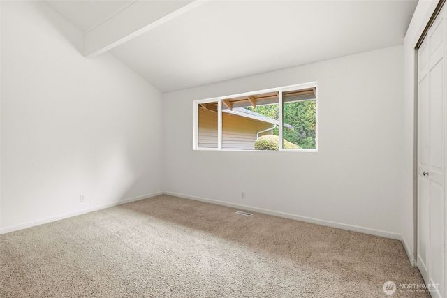 8626 NE 26th Place, Clyde Hill, WA 98004