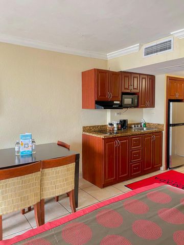 19201 Collins Avenue 1034, Sunny Isles Beach, FL 33160