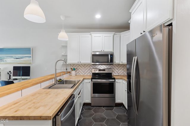 1713 SE Softwood Way, Grants Pass, OR 97526