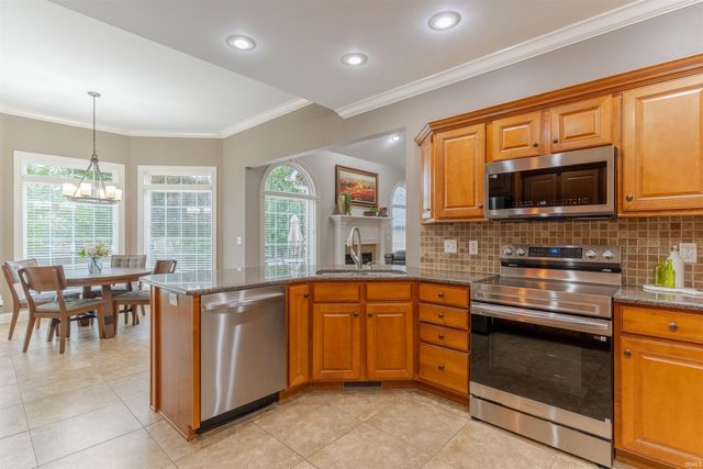 3722 Trey Court, Newburgh, IN 47630