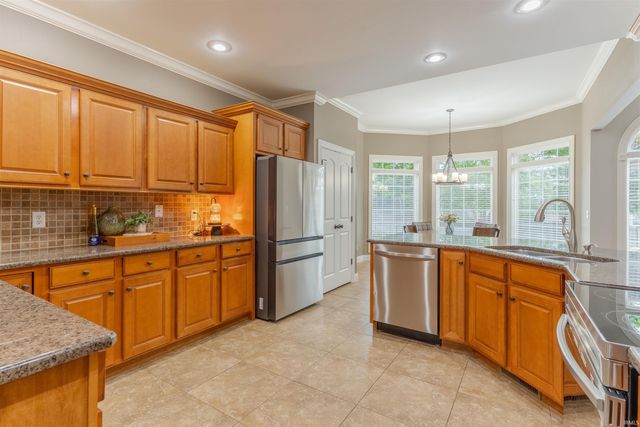 3722 Trey Court, Newburgh, IN 47630