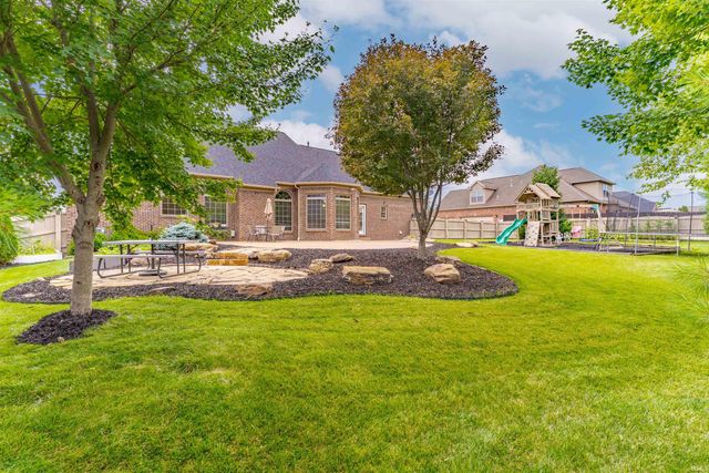 3722 Trey Court, Newburgh, IN 47630