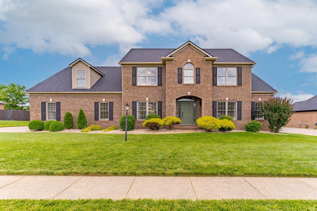 3722 Trey Court, Newburgh, IN 47630
