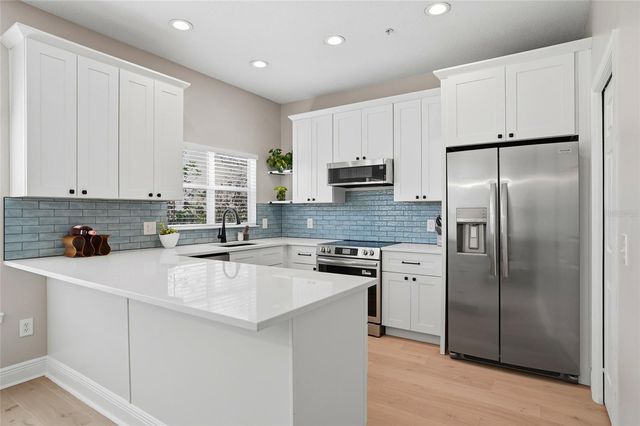 3106 TOSCANA CIRCLE, Tampa, FL 33611