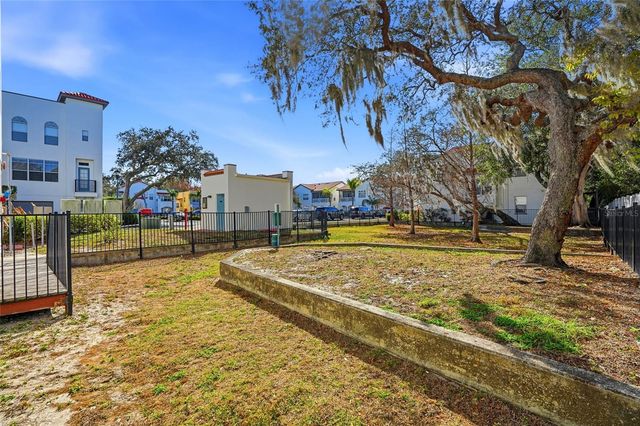 3106 TOSCANA CIRCLE, Tampa, FL 33611