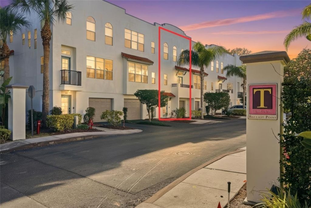 3106 TOSCANA CIRCLE, Tampa, FL 33611