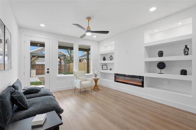 2510 Peabody Avenue, Dallas, TX 75215