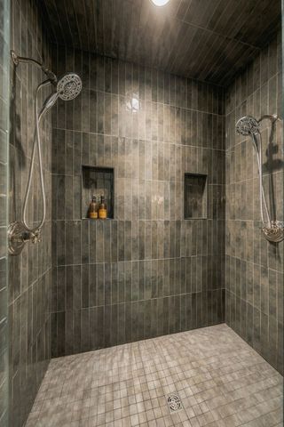 1147 Maxwell Branch Rd, Cottontown, TN 37048