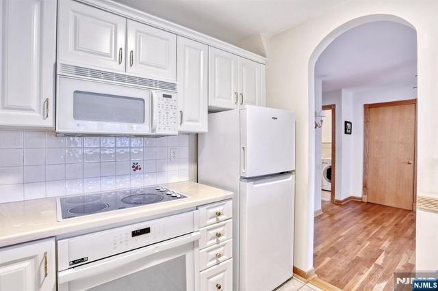 149 N Maple Avenue 3149, Park Ridge, NJ 07656