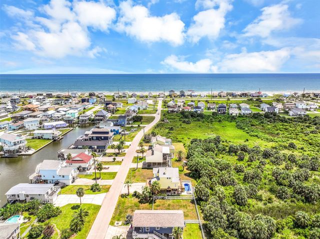 4126 Nueces Drive, Galveston, TX 77554