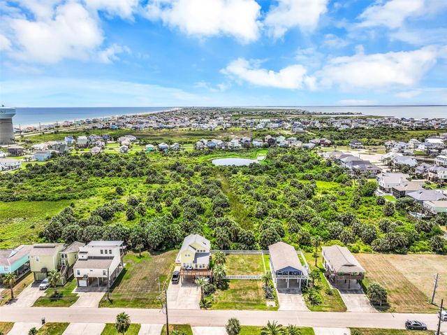 4126 Nueces Drive, Galveston, TX 77554