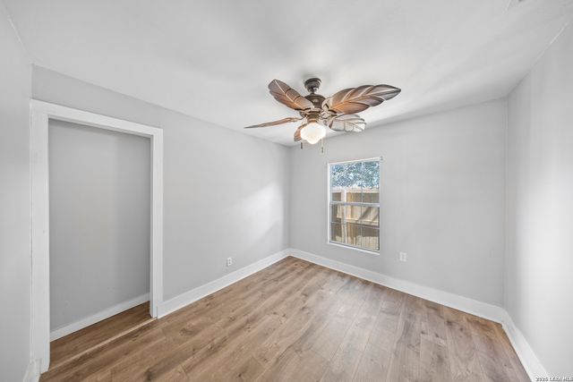 22818 Hickory Shadow, Elmendorf, TX 78112