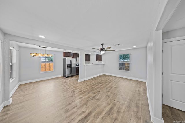 22818 Hickory Shadow, Elmendorf, TX 78112