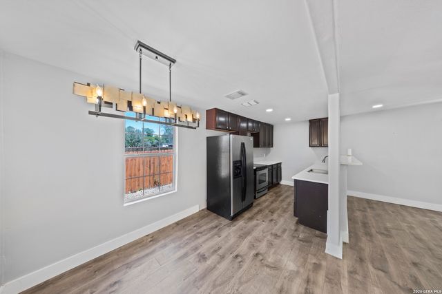 22818 Hickory Shadow, Elmendorf, TX 78112