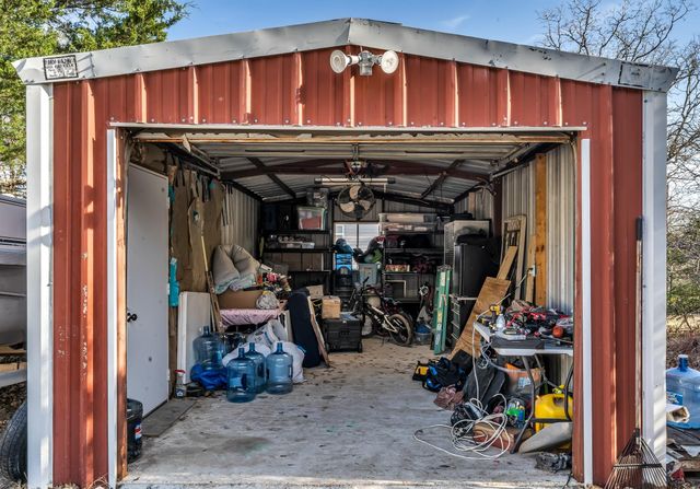 2846 Overlook DR, Caldwell, TX 77836