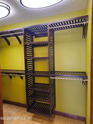 238 LAKE Drive, Florahome, FL 32140