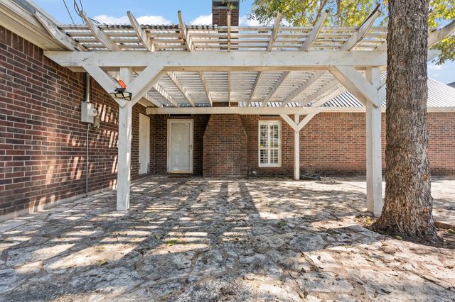 1326 Whisper Lane, Glen Rose, TX 76043