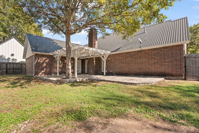 1326 Whisper Lane, Glen Rose, TX 76043