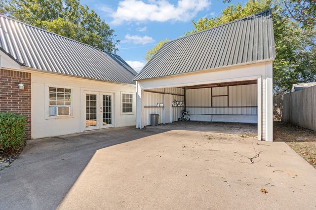 1326 Whisper Lane, Glen Rose, TX 76043