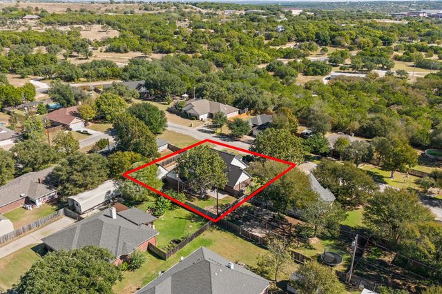 1326 Whisper Lane, Glen Rose, TX 76043