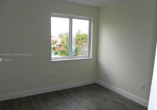 14742 SW 92nd St Rd -, Miami, FL 33196