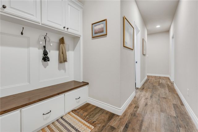 3521 Leesburg Path, Bryan, TX 77808