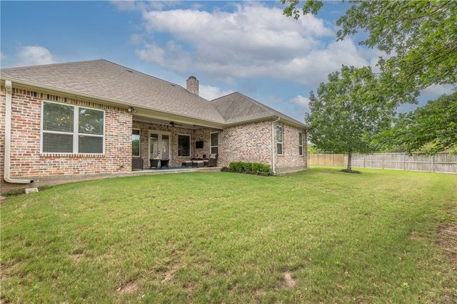 3521 Leesburg Path, Bryan, TX 77808