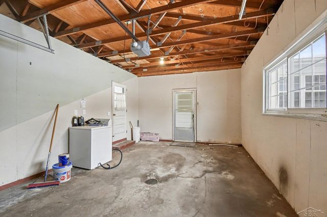 2118 Finch Drive, Saginaw, MI 48601