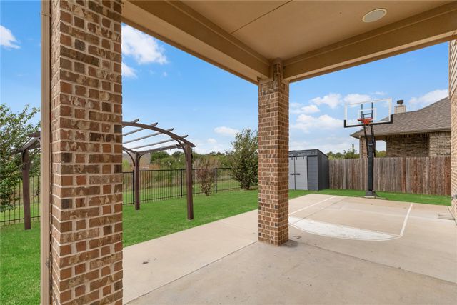 9721 Bodega Bay Road, Fort Worth, TX 76177